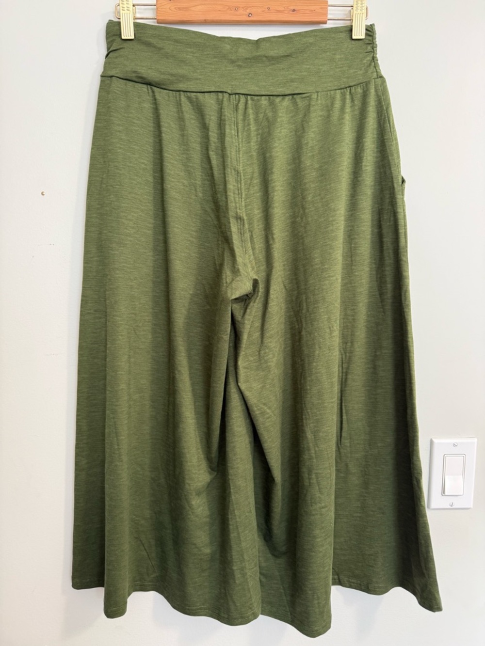 Toad&Co Olive Green Wide-Leg Pants - Picture 2 of 10